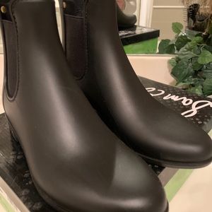 Sam Edelman “Tinsley” Rain Booties